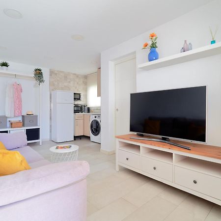מאלגה Romantico Estudio En La Playa De Pedregalejo By Alterhome מראה חיצוני תמונה