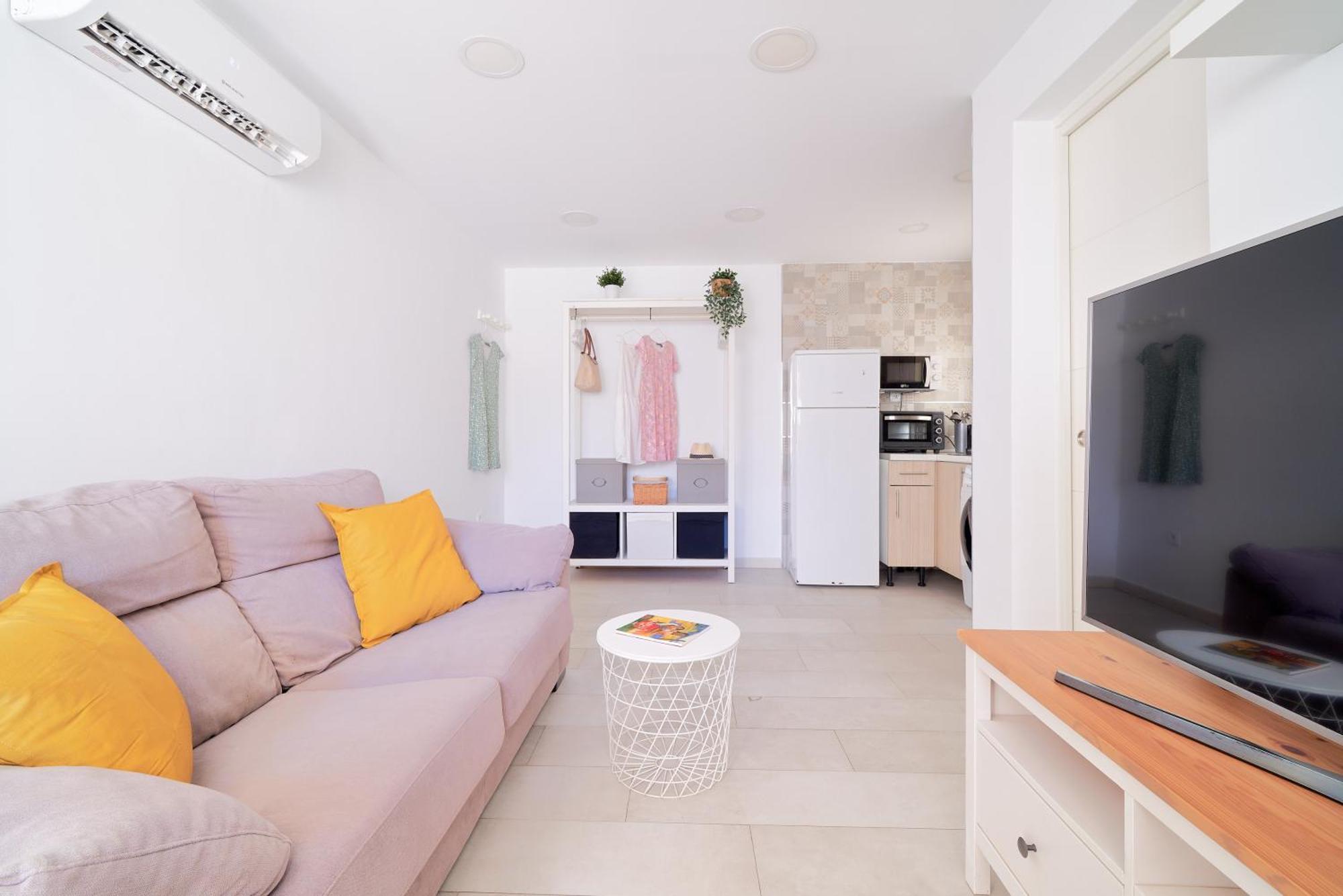 מאלגה Romantico Estudio En La Playa De Pedregalejo By Alterhome מראה חיצוני תמונה