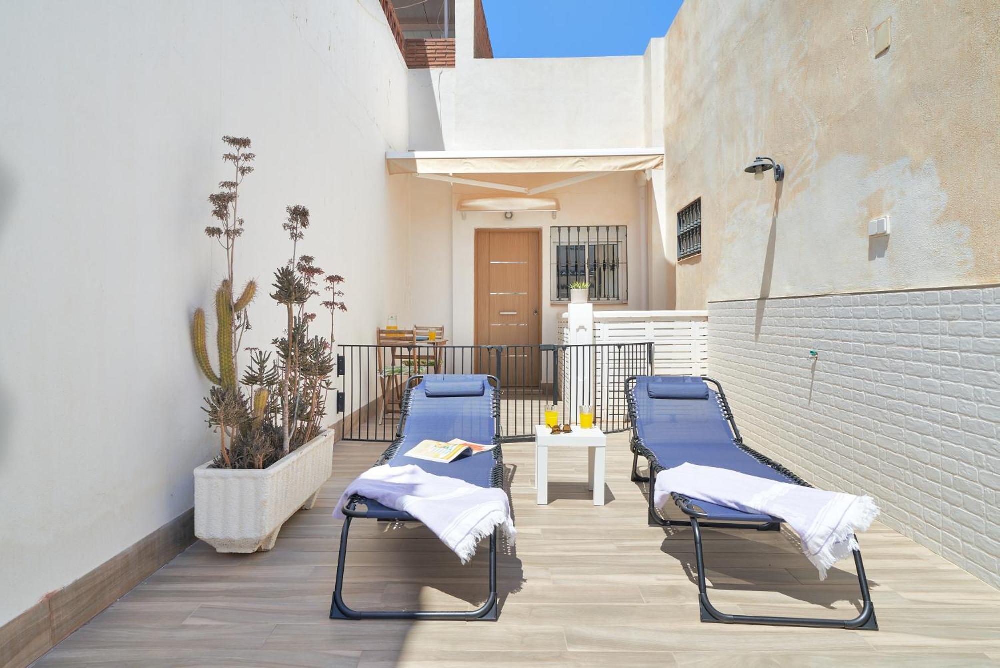 מאלגה Romantico Estudio En La Playa De Pedregalejo By Alterhome מראה חיצוני תמונה