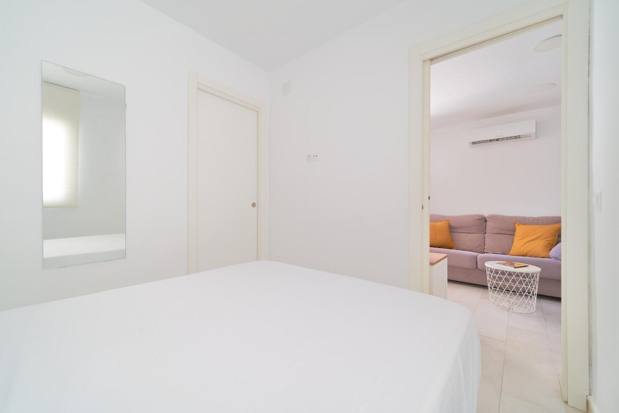 מאלגה Romantico Estudio En La Playa De Pedregalejo By Alterhome מראה חיצוני תמונה
